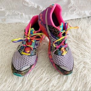 RARE ASICS Gel Noosa Tri8